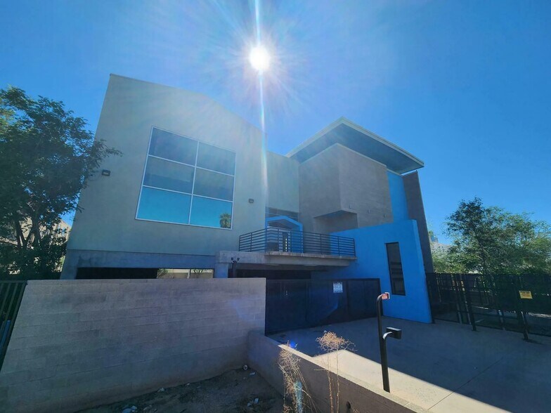 1301 E Almeria Rd, Phoenix, AZ à vendre - Photo de l’immeuble – Image 2 sur 14