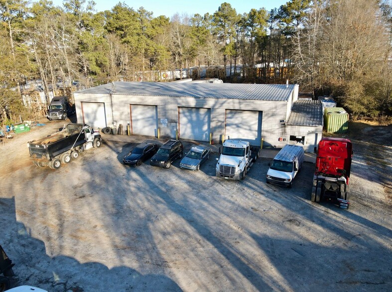 2470 & 2480 Forest Pky, Ellenwood, GA à louer - Photo de l’immeuble – Image 1 sur 8