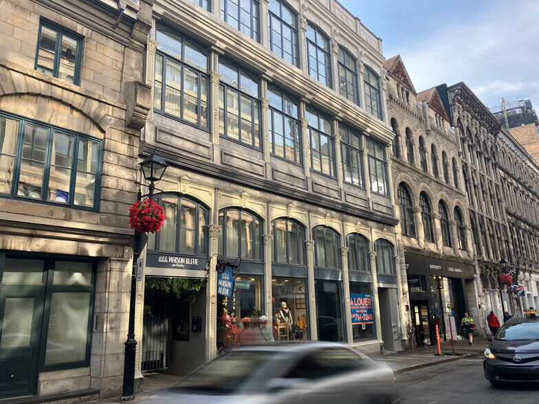 22-26 Rue Notre-Dame O, Montréal, QC à louer - Photo de l’immeuble – Image 1 sur 4