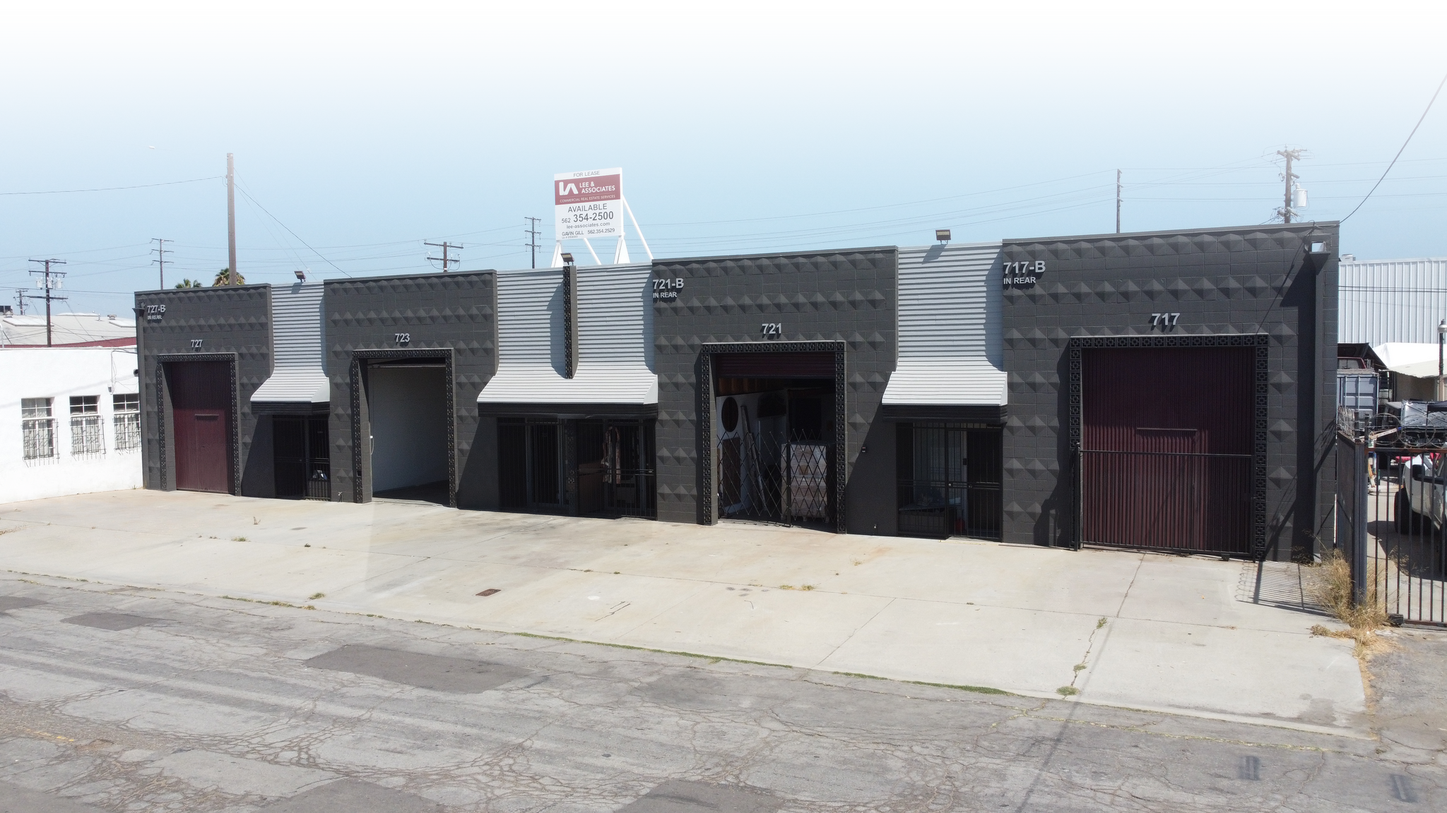 717-727 W 14th St, Long Beach, CA à louer Photo de l’immeuble– Image 1 sur 6