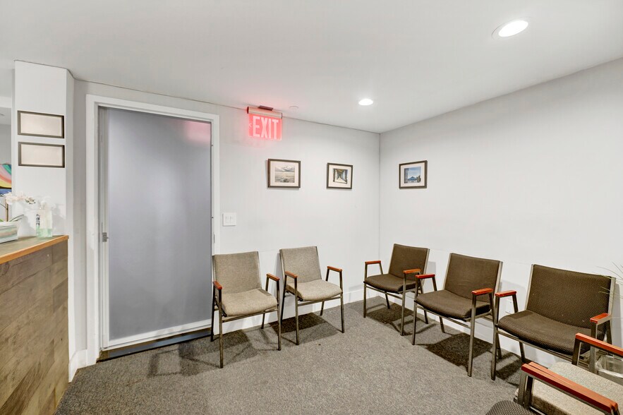 517 W 134th St, New York, NY à louer - Photo de l’immeuble – Image 2 sur 12