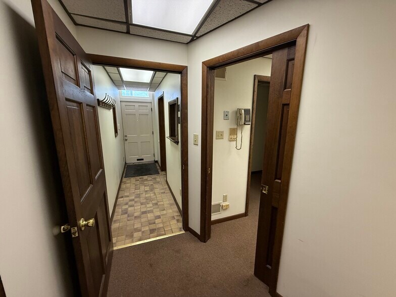 4414-4416 Penn Avenue portefeuille de 2 biens à vendre sur LoopNet.fr - Photo intérieure – Image 3 sur 12