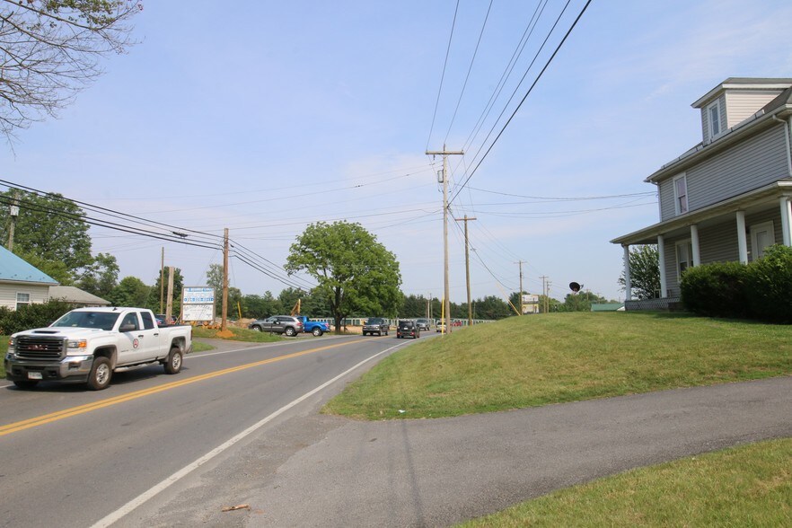 167 Middleway Pike, Inwood, WV à vendre - Photo principale – Image 1 sur 6