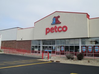 Plus de détails pour 1700 E College Ave, Normal, IL - Local commercial à louer