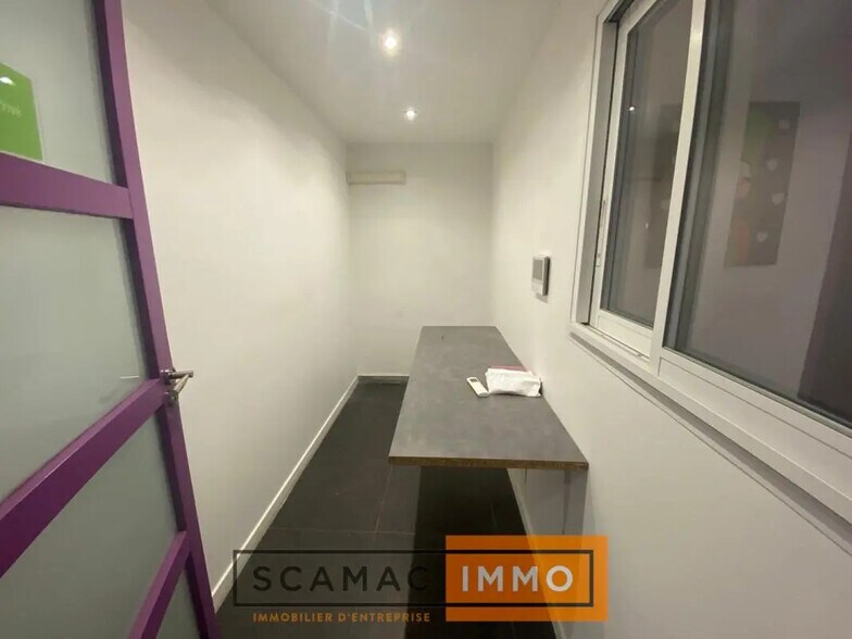 Local commercial dans Auriol à vendre - Photo intérieure – Image 3 sur 5