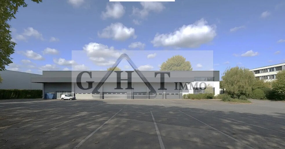 Bureau dans Villeneuve-la-Garenne à louer - Photo de l’immeuble – Image 1 sur 3