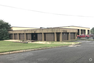 Plus de détails pour 11 Edgeboro Rd, East Brunswick, NJ - Industriel/Logistique à louer