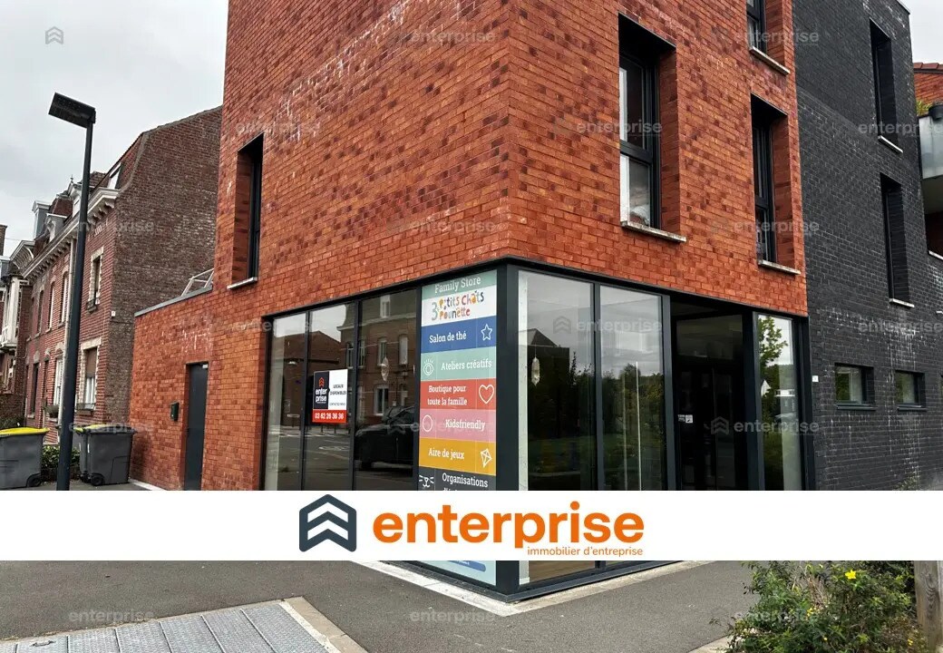 Local commercial dans Forest-sur-Marque à louer Photo de l’immeuble– Image 1 sur 2