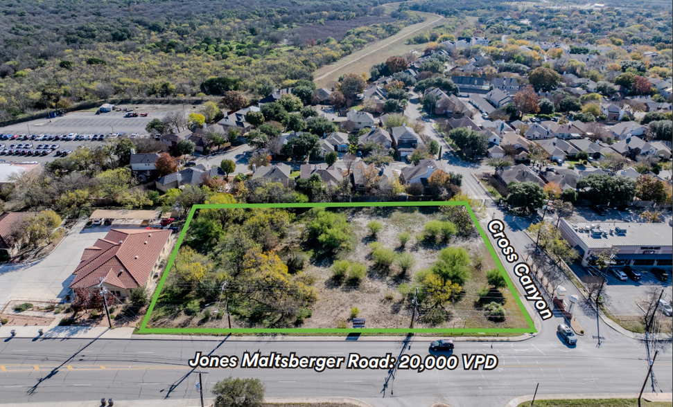 13002 Jones Maltsberger Rd, San Antonio, TX à vendre - Photo de l’immeuble – Image 1 sur 9