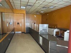 20131 N US 59 Hwy, Humble, TX à louer Photo intérieure– Image 1 sur 2