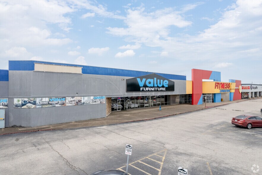 3800 Spencer Hwy, Pasadena, TX à louer - Photo de l’immeuble – Image 3 sur 13