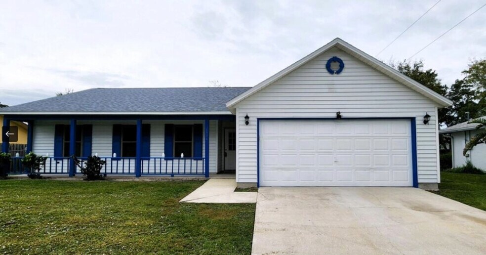 1336 Pace Dr NW, Palm Bay, FL à vendre - Photo principale – Image 1 sur 24