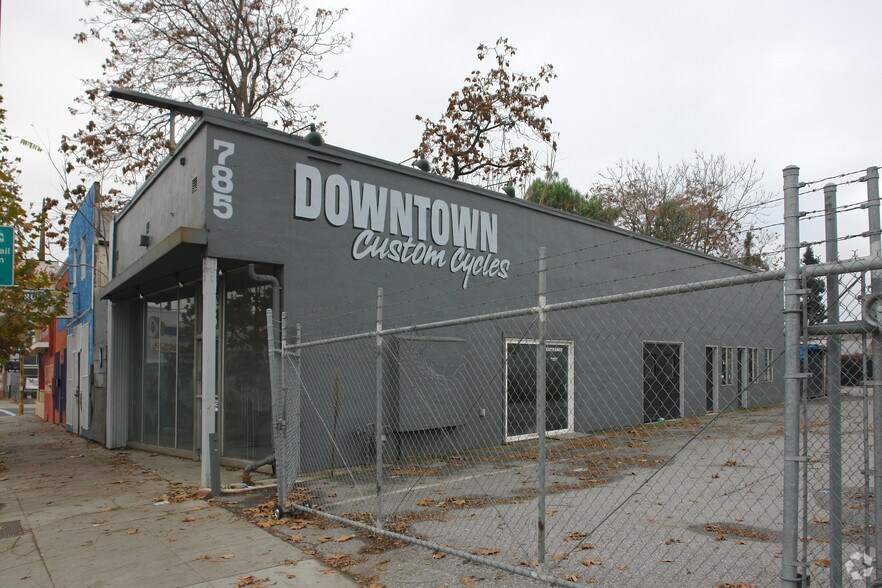 785 S 1st St, San Jose, CA à louer - Photo de l’immeuble – Image 2 sur 6