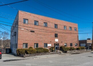 Plus de détails pour 30 Clematis Ave, Waltham, MA - Local d’activités à vendre