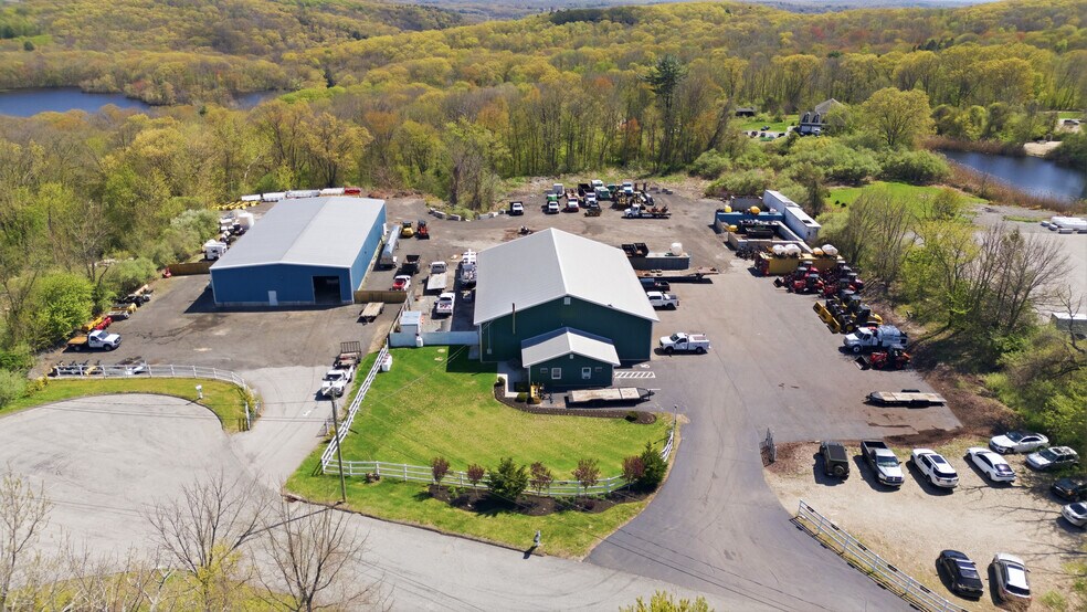 11 Tyler Dr, North Franklin, CT à vendre - Photo de l’immeuble – Image 3 sur 31