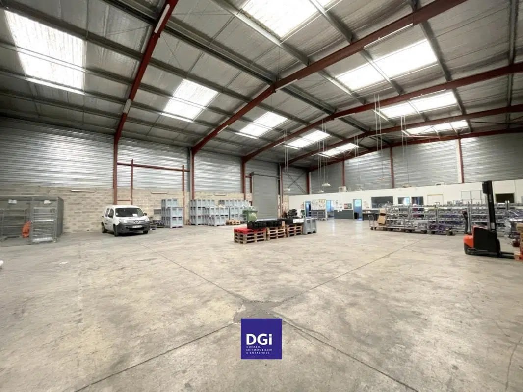 Local d’activités dans Nîmes à louer Photo intérieure– Image 1 sur 5