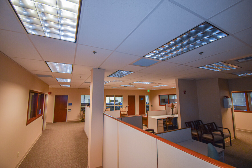 555 Corporate Dr, Kalispell, MT à louer - Photo intérieure – Image 2 sur 9