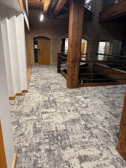702-722 N 1st St N, Minneapolis, MN à louer - Photo intérieure – Image 3 sur 13