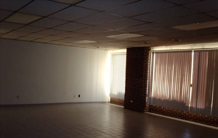 2872 E Fincastle Tpke, Tazewell, VA à vendre - Photo intérieure – Image 2 sur 4