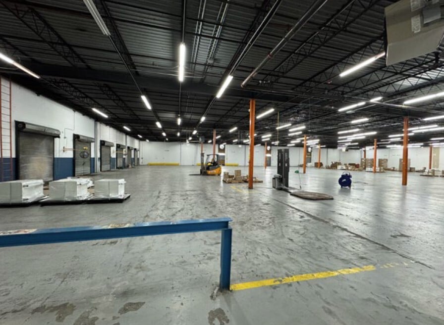 700 Executive Blvd, Elmsford, NY à louer Photo intérieure– Image 1 sur 1