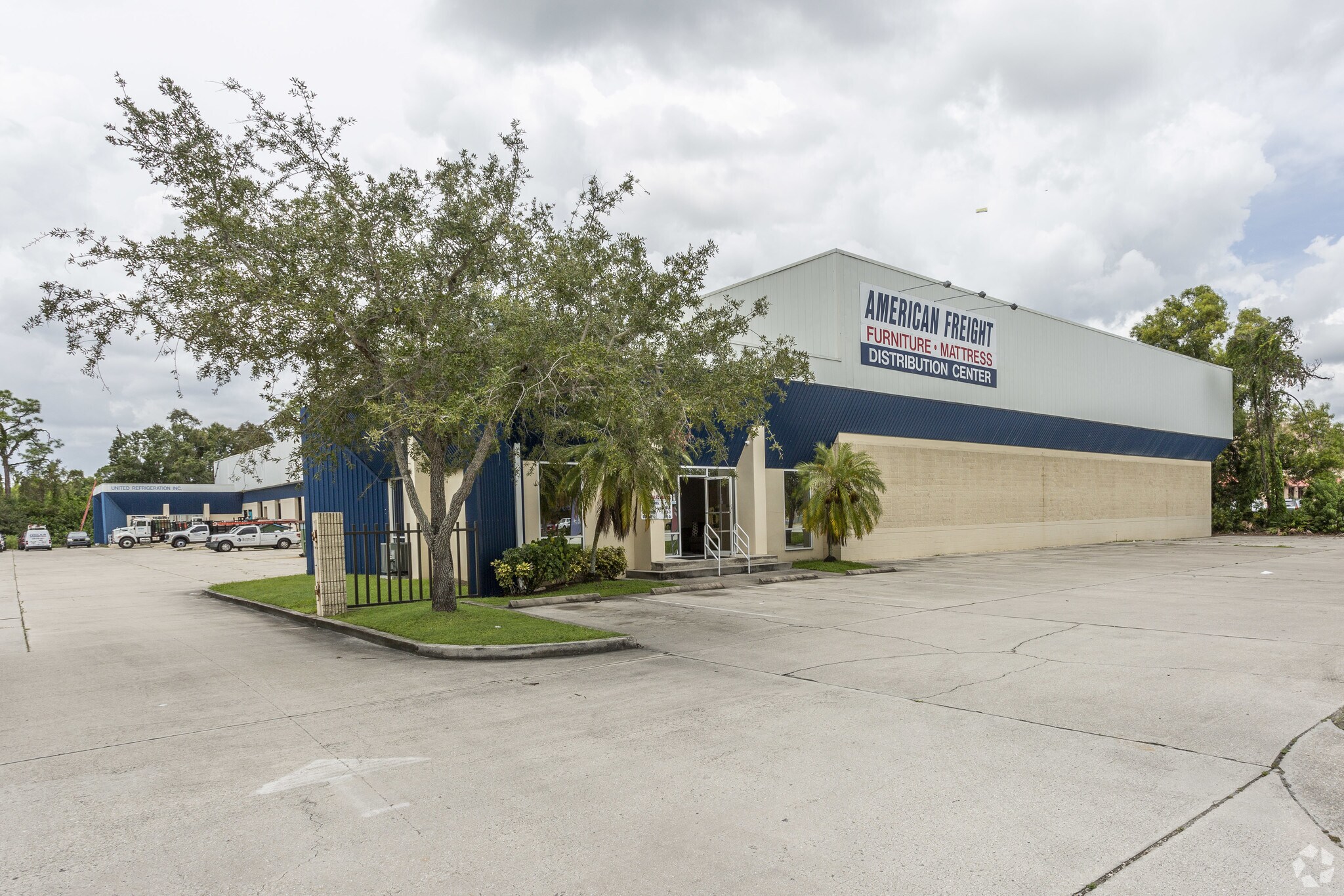 13080 Metro Pky, Fort Myers, FL à louer Photo principale– Image 1 sur 5