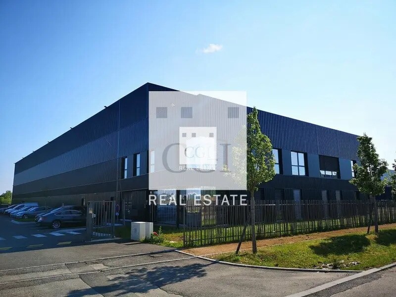 10 Rue Marcel Dassault, Genas à louer Photo de l’immeuble– Image 1 sur 16
