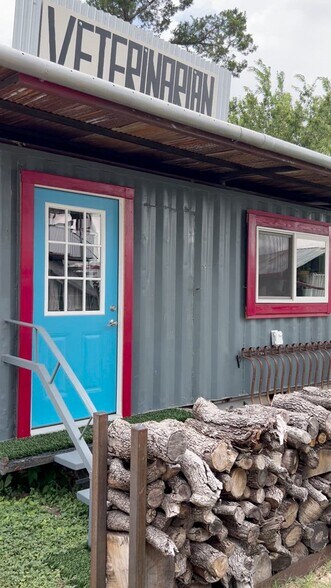 7080 W Highway 290, Dripping Springs, TX à louer - Vidéo sur l’annonce professionnelle – Image 2 sur 55