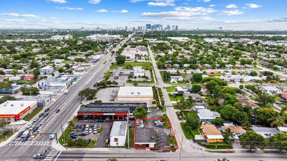 50 SW 31st Ave, Fort Lauderdale, FL à louer - Photo de l’immeuble – Image 3 sur 15