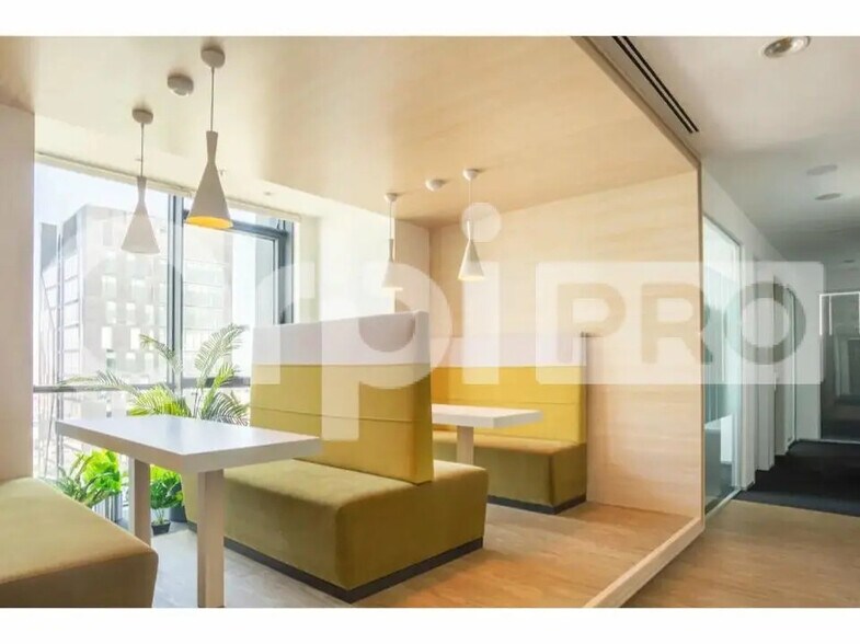 53 Avenue Jean Jaurès, Le Bourget à louer - Photo de l’immeuble – Image 2 sur 44