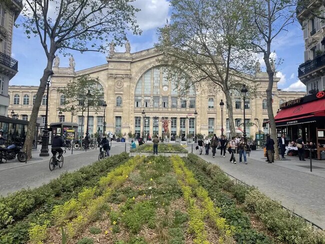 Plus de détails pour 9 Boulevard De Denain, Paris - Bureau à louer