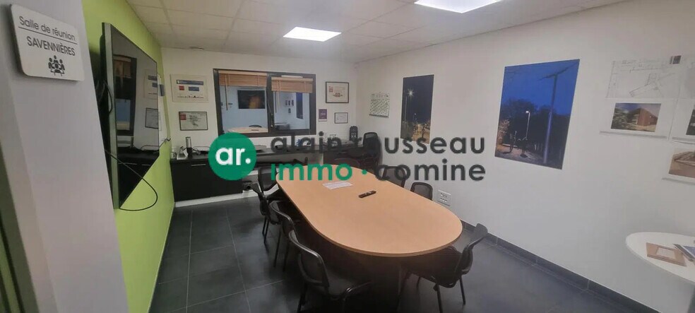 Local d’activités dans Beaucouzé à louer - Photo de l’immeuble – Image 2 sur 4