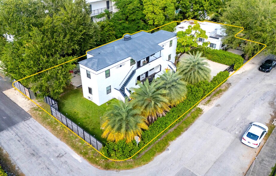 8270-8280 NE 1st Pl, Miami, FL à vendre - Photo de l’immeuble – Image 1 sur 18