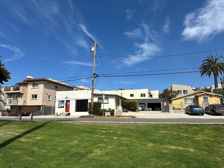 436 Ardmore Ave, Hermosa Beach, CA à louer - Photo de l’immeuble – Image 3 sur 8