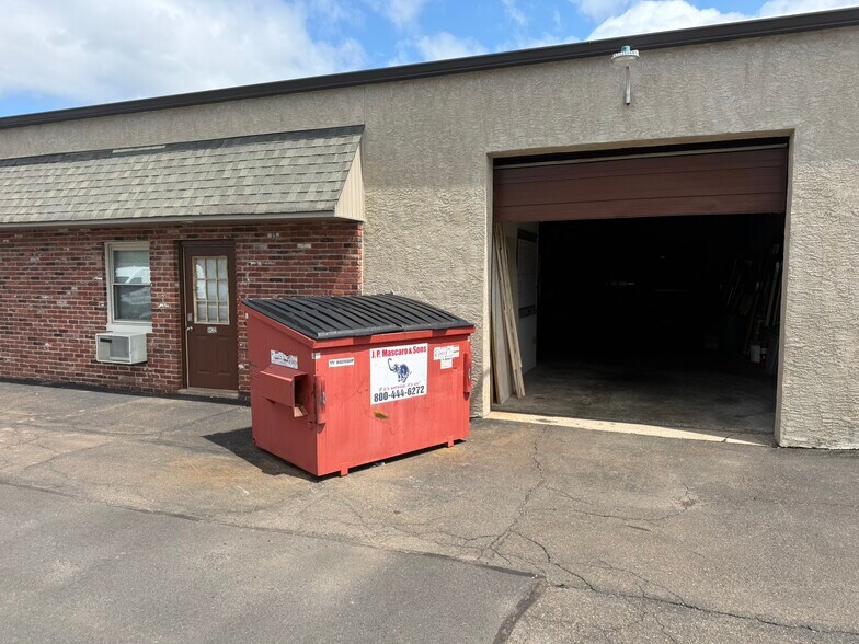 1808-1900 Mearns Rd, Warwick Township, PA à louer - Photo de l’immeuble – Image 3 sur 11