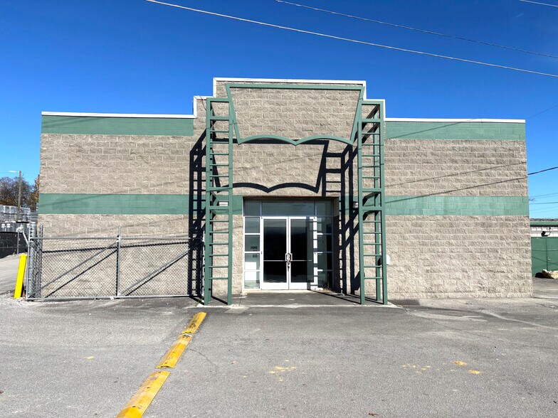 2805 Hoitt Ave, Knoxville, TN à louer - Photo de l’immeuble – Image 3 sur 9