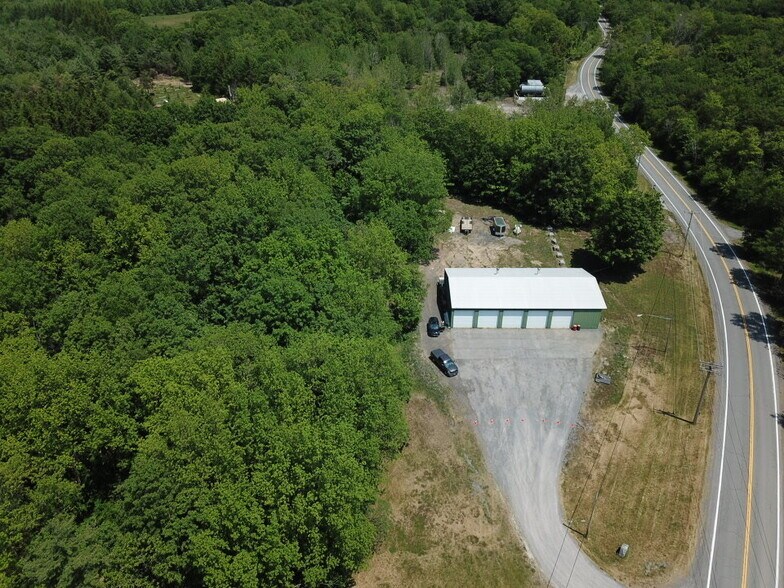 1932 Berne Altamont Rd, Altamont, NY à louer - Aérien – Image 3 sur 5