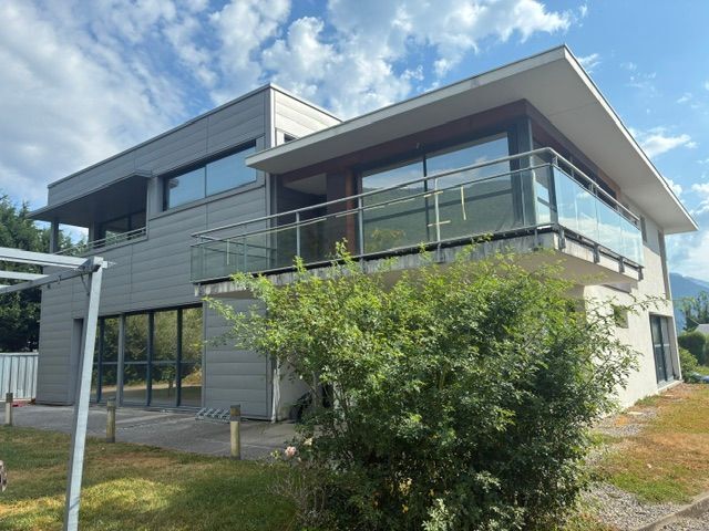 Bureau dans Sevrier à vendre - Photo de l’immeuble – Image 2 sur 8