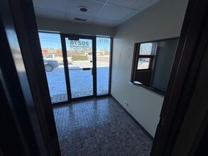 20278 Rand Rd, Palatine, IL à louer Hall d’entrée– Image 2 sur 29