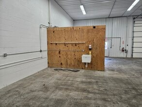 1299 Leah Rd, Morris, IL à louer Photo intérieure– Image 2 sur 4