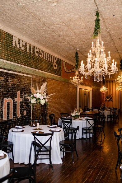 207 E Virginia St, McKinney, TX à louer - Photo de l’immeuble – Image 2 sur 15