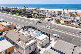 6800 W Coast Hwy, Newport Beach, CA - VUE AÉRIENNE  vue de carte