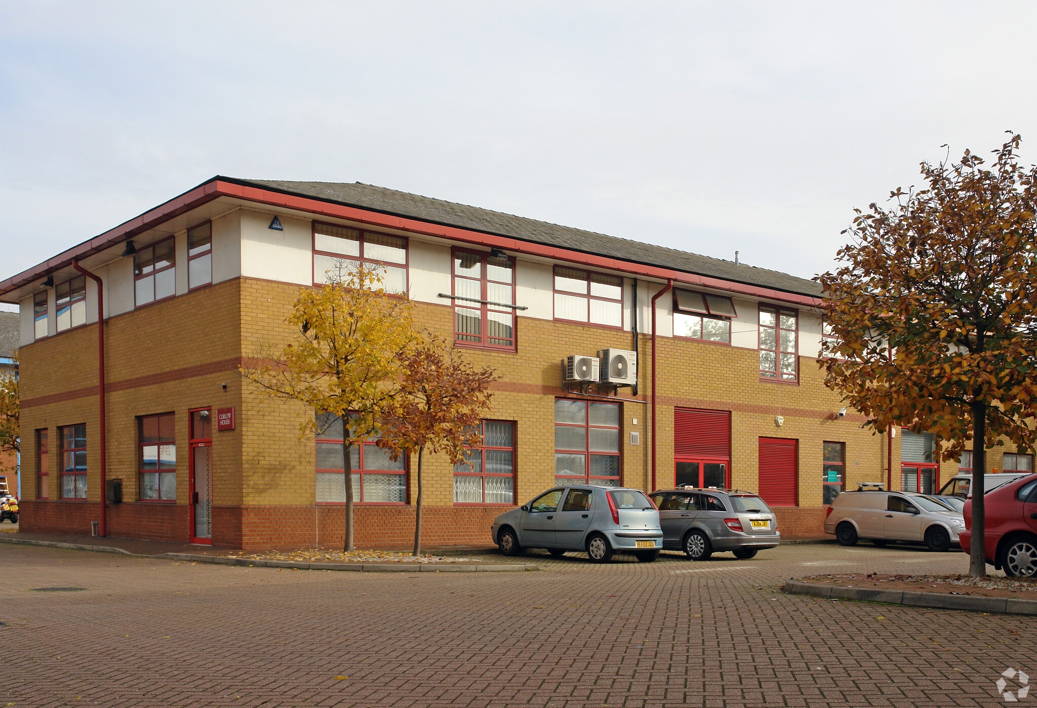 Trinity Park, Londres à louer Photo principale– Image 1 sur 3