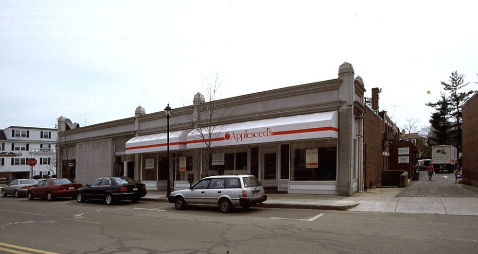 6 Church St, Wellesley, MA à louer - Photo principale – Image 1 sur 5