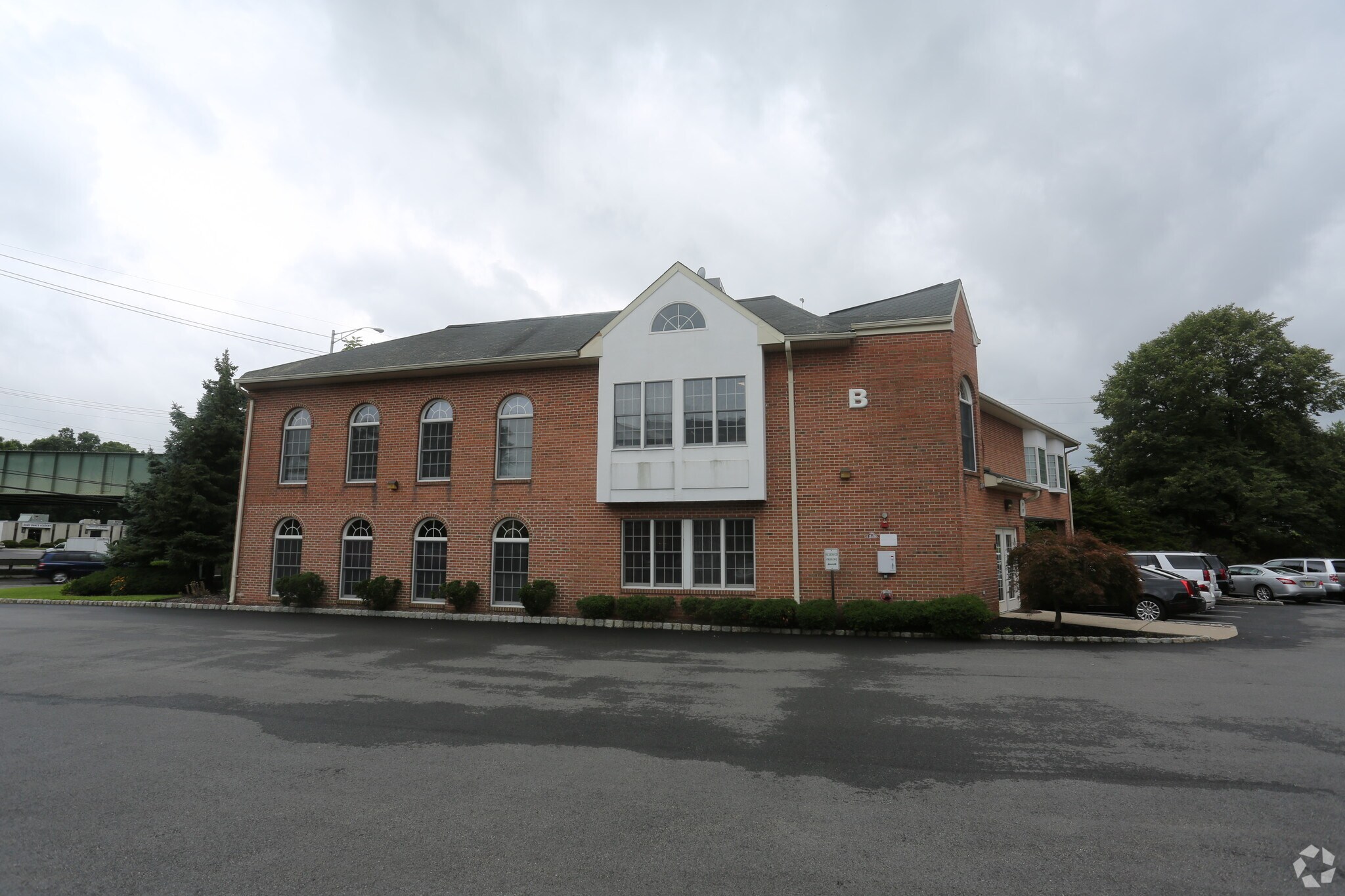 271 Route 46 W, Fairfield, NJ à louer Photo principale– Image 1 sur 29