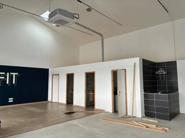 Local commercial dans Lille à louer - Photo intérieure – Image 1 sur 7