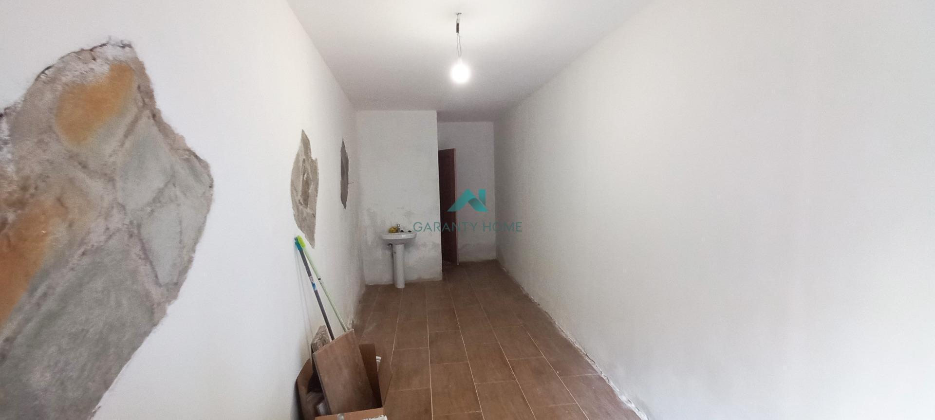 Local commercial dans Laredo, Cantabria à vendre Photo intérieure– Image 1 sur 5