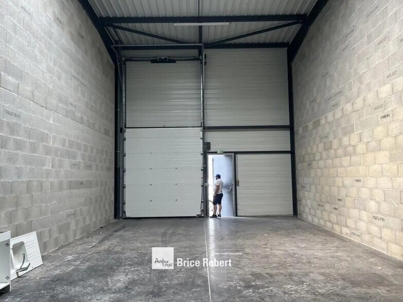 73 Route De Corbas, Vénissieux à vendre - Photo intérieure – Image 2 sur 15