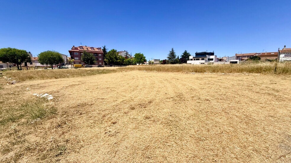 Terrain dans Cuéllar, Segovia à vendre - Photo de l’immeuble – Image 3 sur 5