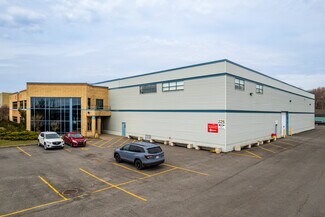 Plus de détails pour 226 Boul Industriel, Châteauguay, QC - Industriel/Logistique à vendre