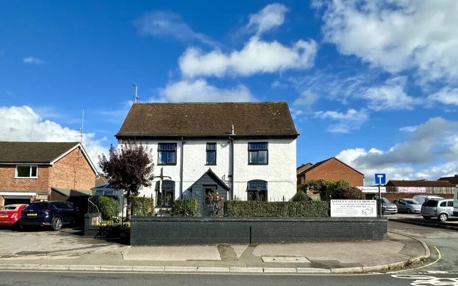 93 Hucclecote Rd, Gloucester à vendre - Photo de l’immeuble – Image 2 sur 21